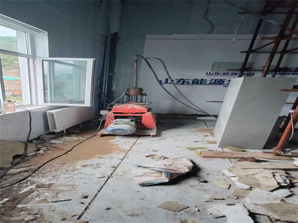 新沂地基基础下沉墙体裂缝加固注浆顶升施工